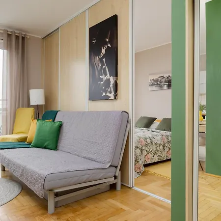 Floral With Balcony Near Gdanska By Renters *