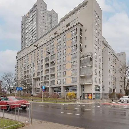 Floral With Balcony Near Gdanska By Renters Apartment *